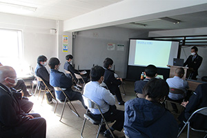 運転士への対話型・参加型・ドライブレコーダーの記録を活用した（事故・ヒヤリハット体験等）教育