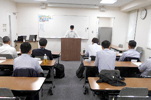 運転士への対話型・参加型・ドライブレコーダーの記録を活用した(事故・ヒヤリハット体験等)教育